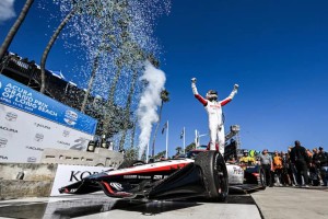Honda Tak Terbendung di IndyCar 2025: Sapu Bersih 3 Seri Pembuka, Kirkwood Menang di Long Beach