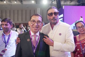 Hadiri WAVES Summit Mumbai, Fadli Zon Serukan Indonesia Ambil Peran di Panggung Industri Kreatif Dunia