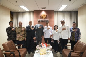 Menbud Fadli Zon Temui Calon Dirjen UNESCO, Bahas Warisan Budaya Indonesia