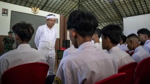 Pembinaan Siswa di Barak Militer Dinilai sebagai Militerisasi Dunia Pendidikan