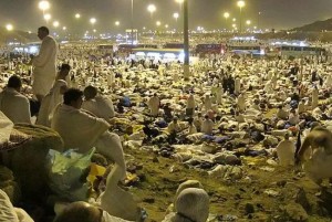 Bermalam di Muzdalifah: Batu-Batu Kerikil Boleh Diambil dari Tempat Mana Saja