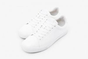 Tips Cuci Sneakers Agar Awet dan Tak Mudah Rusak