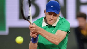 Jannik Sinner Lolos Babak Pertama Roland Garros Tapi Sempat Kesulitan Lawan Petenis Yang Baru Menikah