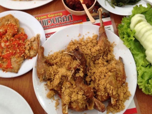 Kasus Ayam Goreng Widuran, Komisi VIII Minta Restoran Disanksi Tegas