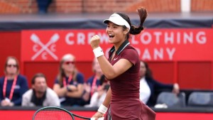 Emma Raducanu dan Boulter Dua Petenis Inggris Menang di Babak Pertama Queen's Club