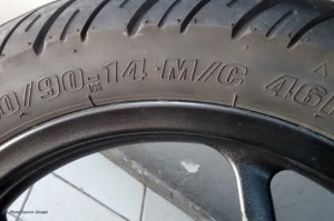 Sebelum Beli Ban Bekas untuk Motor, Kamu Harus Perhatikan Beberapa Hal Berikut Ini