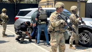 Deportasi Massal Donald Trump Targetkan 3.000 Orang per Hari, Terbesar dalam Sejarah