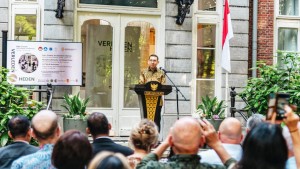 Tragedi Mei 1998 dan Kata Massal: Menbud Sebut Menulis Sejarah dengan Kepala Dingin dan Berpijak pada Fakta