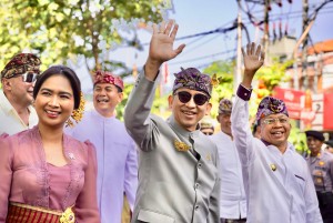 Menteri Kebudayaan Buka Pawai Peed Aya, Ajak Bali Jadi Contoh Pelestarian Budaya