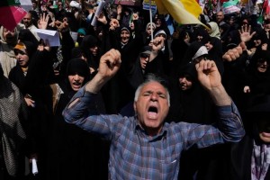 Amerika Ngebom Tiga Situs Nuklir Iran, Dunia Mengutuk Amerika Biadab