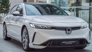 Honda Accord 2025 Meluncur dengan Fitur Canggih, Konsumsi Bahan Bakar Hemat dan Harga Lebih Terjangkau