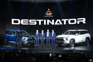 Booth Mitsubishi Jadi Magnet di GIIAS 2025 Berkat Zona Interaktif dan Kolaborasi Unik