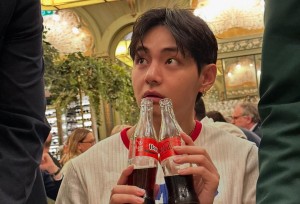 V BTS Banjir Kecaman Usai Didapuk sebagai Duta Merek Coca Cola