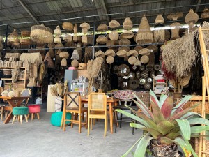 Menelusuri Desa Kasongan DIY, Sentra Kerajinan Gerabah dan Pernak-Pernik Dekorasi Harga Ramah di Kantong