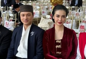 Nicholas Saputra ke Istana Negara Pakai Kopiah, Netizen: Mukanya Soleh Banget Ya Allah!