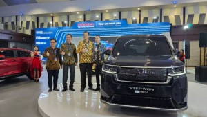 MPV Hybrid Honda STEP WGN e:HEV Resmi Debut di Jawa Tengah