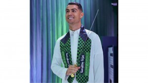 Ronaldo Serukan Warga Dunia Yang Belum Kunjungi Arab Saudi Perlu Berkunjung: Ini Negara Aman dan Nyaman