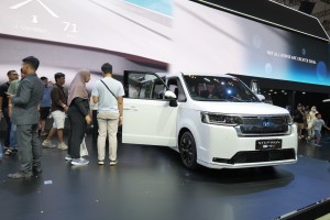 MPV Favorit! Honda STEP WGN e:HEV Raih Dua Penghargaan Bergengsi di Indonesia