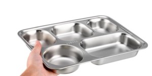 Usai Nyatakan Valid Food Tray MBG Terpapar Lemak Babi, MUI Minta Segera Setop Penggunaan