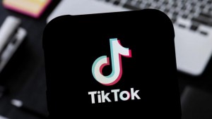 Komdigi Bekukan TikTok di Indonesia karena Data Tak Lengkap dan Dugaan Judi Online