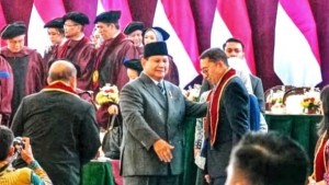 Fadli Zon Dorong Mahasiswa UKRI Jadikan Ilmu dan Pengabdian Sebagai Landasan Bangsa