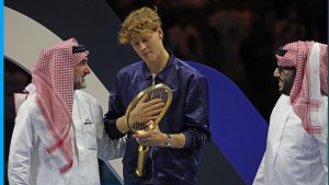 Jannik Sinner Juara Vienna Open Untuk Kedua Kali Setelah Kalahkan Zverev di Final, dan Bawa Hadiah 8,9 M