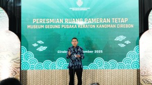 Menbud Fadli Zon Resmikan Ruang Pamer Museum Keraton Kanoman Cirebon