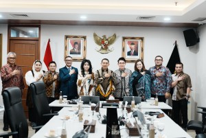 Menbud Fadli Zon Terima Malaysia Islamic Art and Design, Dorong Penguatan Seni dan Budaya Islam-Melayu