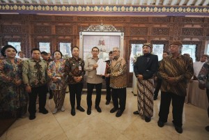 Langkah Strategis Fadli Zon Jaga Eksistensi Keraton Surakarta Sebagai Cagar Budaya Nasional