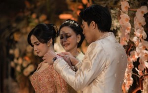 El Rumi Resmi Lamar Syifa Hadju, Harga Kalung Tunangannya Bikin Melongo