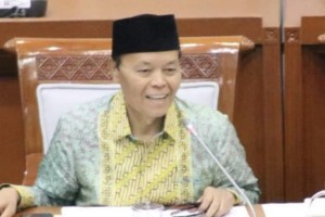 Hidayat Nur Wahid Dorong Percepatan Ditjen Pesantren dan Realisasi Dana Abadi