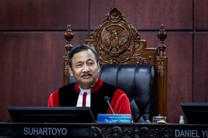 Tok! Mahkamah Konstitusi Tolak Seluruh Gugatan Uji Materi Terkait Pencatatan Nikah Beda Agama