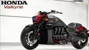 Honda Valkyrie 2026: Tenaga Grand Touring dan Performa Cruiser yang Mulus