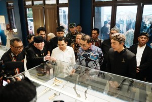 Menteri Fadli Zon Resmikan Pameran Jejak Pajajaran di Bumi Ageng Batutulis