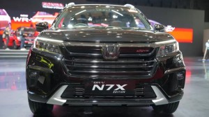 Rayakan 10 Tahun Perjalanan, Honda BR-V Luncurkan Edisi Khusus N7X di IIMS 2026