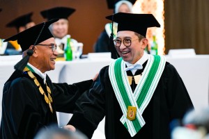 Universitas Nasional Kukuhkan Menteri Kebudayaan Fadli Zon Sebagai Profesor Kehormatan Bidang Budaya