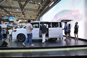 Honda STEP WGN e:HEV, Teman Perjalanan yang Menyatukan Keluarga