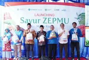 Zurich Syariah dan Muhammadiyah Hadirkan Ritel Sayur untuk Korban Gempa Cianjur