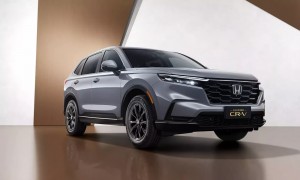 Tetap Segar Berpuasa, Perjalanan Lebih Nyaman Bersama New Honda CR-V e:HEV