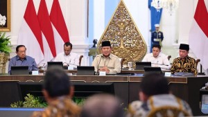 Presiden Prabowo Subianto Kumpulkan Tokoh Bangsa Bahas Dinamika Geopolitik di Istana Merdeka