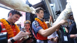 Aksi Pebalap Honda MotoGP di Bali, Disambut Tari Kecak hingga Kopdar Bersama Komunitas