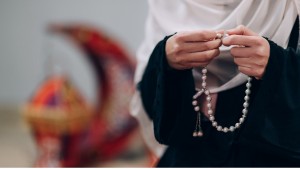 Amalan Bagi Wanita Haid Mengejar Rahmat di 10 Hari Terakhir Ramadhan