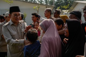 Menteri Kebudayaan Salurkan Bantuan untuk Pemulihan Pasca-Banjir di Berbagai Titik Aceh Tamiang
