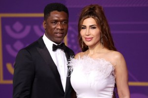 Legenda Sepak Bola Clarence Seedorf Jalani Puasa Ramadhan Perdana Usai Peluk Islam