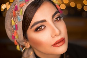 Tren Make Up Arabian Look dengan Riasan Mata yang Dramatis, Cocok untuk Hari Raya