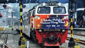 Sambut Mudik 2026, KAI Pasang Livery Lebaran dan Ornamen Ramadan di Stasiun