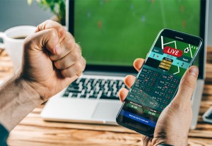 Kemungkaran Hari Raya: Mengapa Praktik Taruhan Meningkat di Tengah Perayaan Idul Fitri?