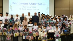 Bank Mega Syariah Salurkan 2.800 Paket Sembako dan Santunan Ramadan