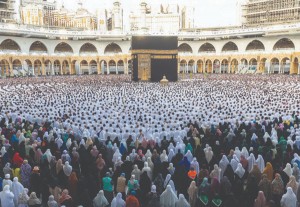 Takwa sebagai Gincu Hakiki: Membedah Makna Kebahagiaan di Hari Raya