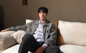 So Ji-sub Isi Narasi Film The Voice of Hind Rajab